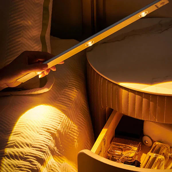 BrightLux™ – Langaton LED-valaisin